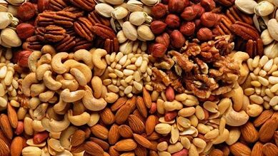 I benefici delle noci per la potenza maschile