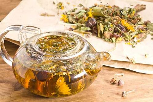 Vari decotti e preparati a base di erbe migliorano bene la potenza.